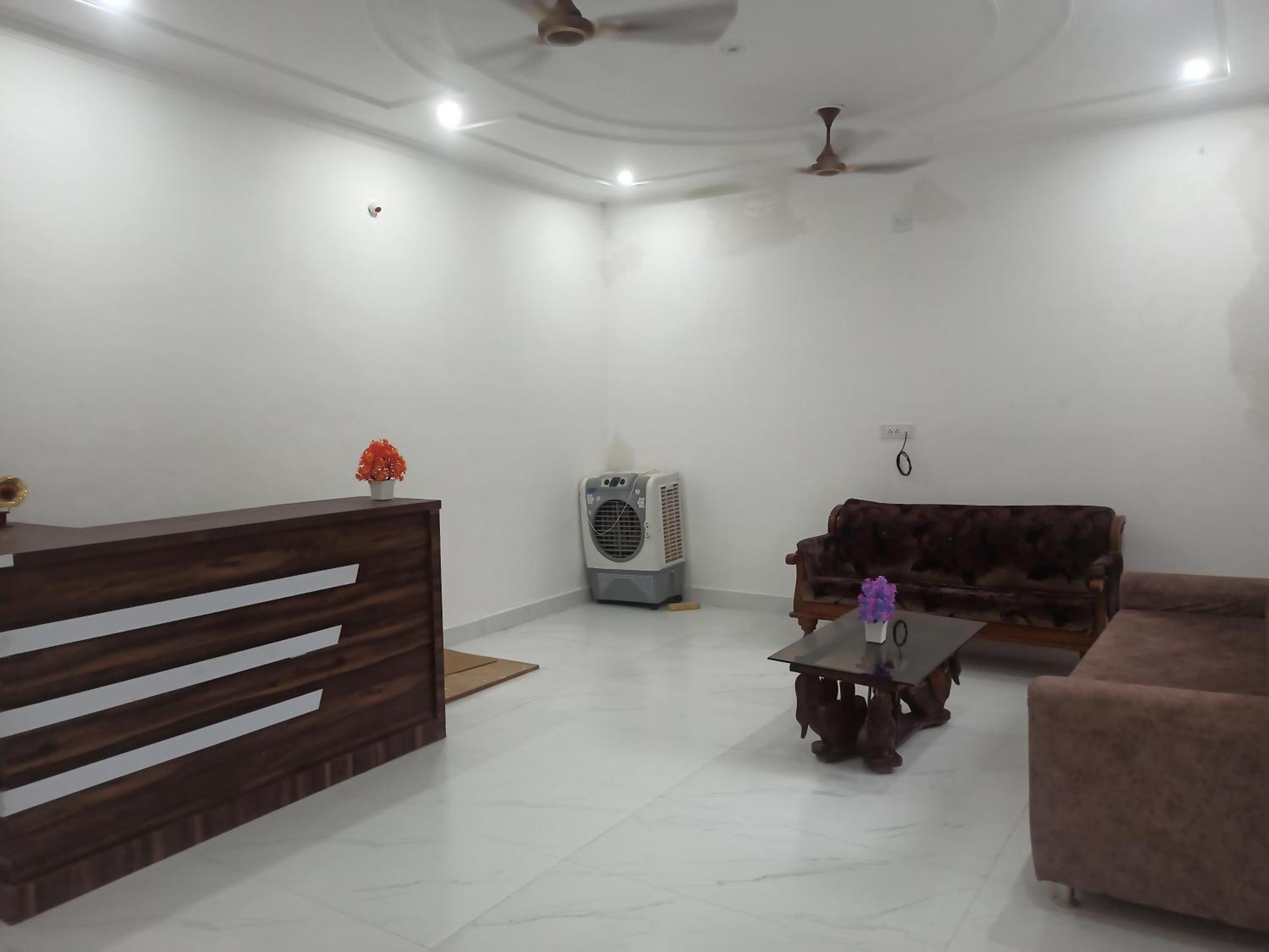 Abhiram Homestay 카주라호 외부 사진