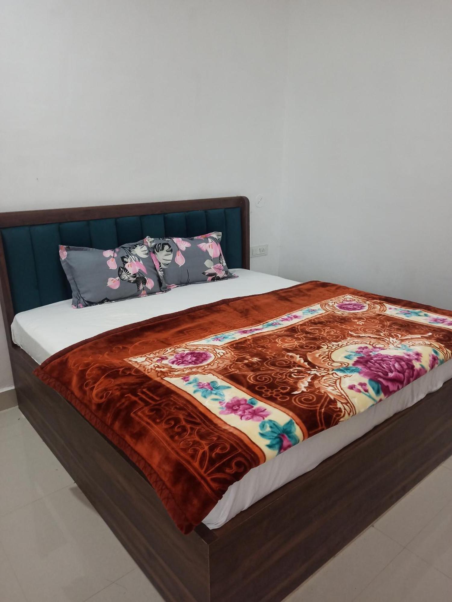 Abhiram Homestay 카주라호 외부 사진