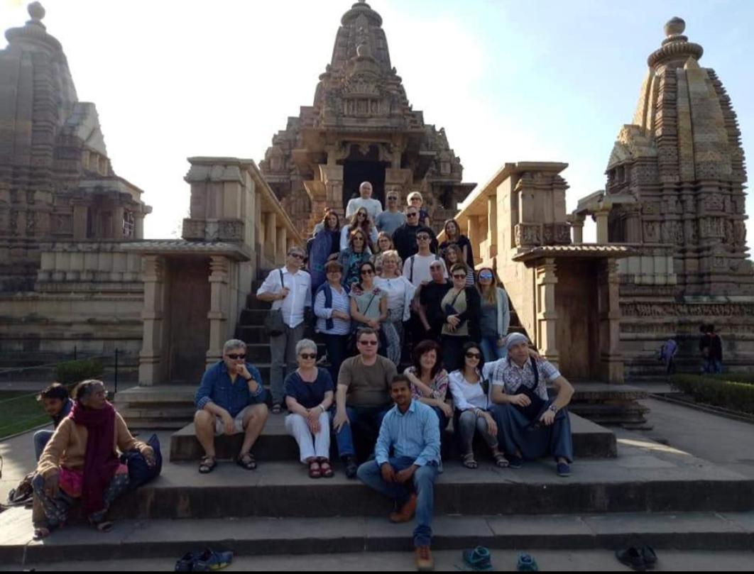 Abhiram Homestay 카주라호 외부 사진